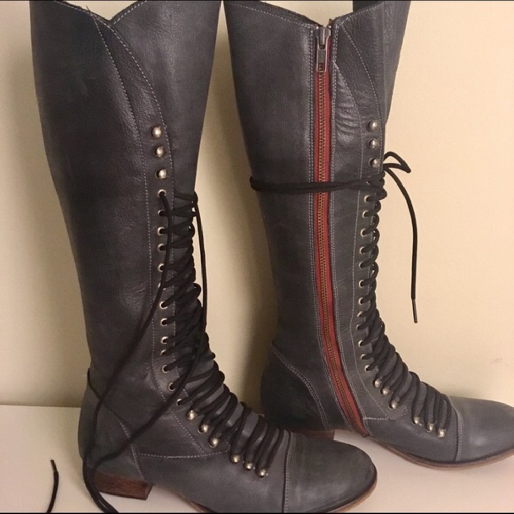 Steve Madden Perrin Grey Lace Up Boots Size 10